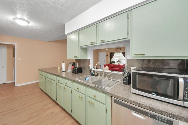 23127 Harpergate Drive, Spring, TX 77373