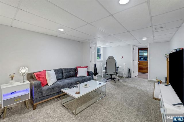 406 High Crest Drive, West Milford, NJ 07480
