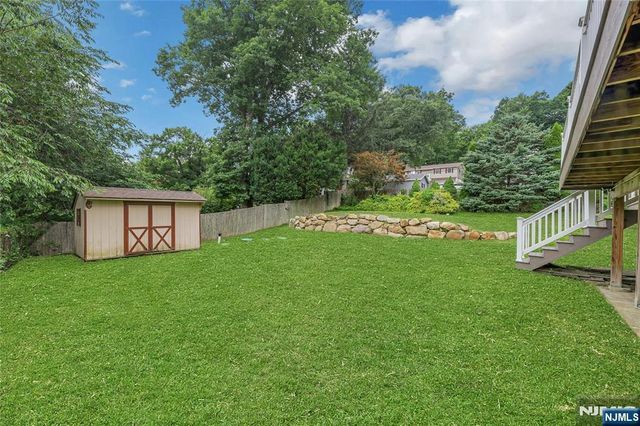 406 High Crest Drive, West Milford, NJ 07480