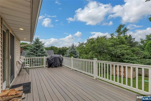 406 High Crest Drive, West Milford, NJ 07480