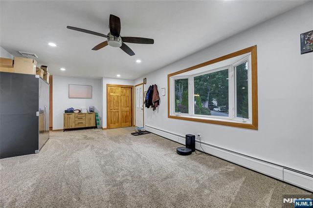406 High Crest Drive, West Milford, NJ 07480