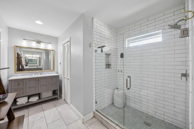 6935 Town Bluff Drive, Dallas, TX 75248