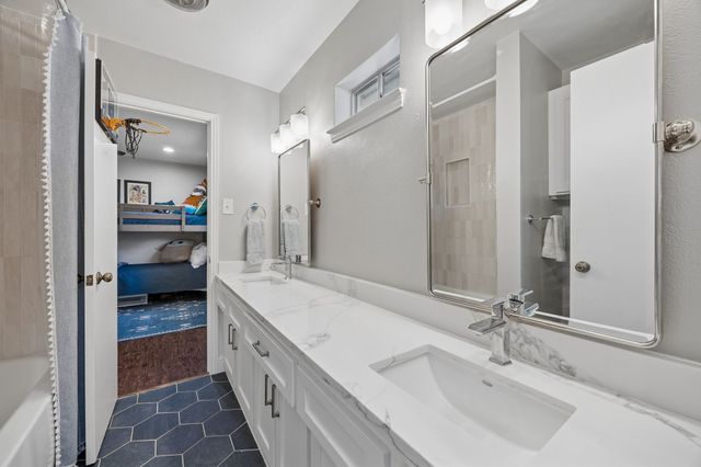 6935 Town Bluff Drive, Dallas, TX 75248