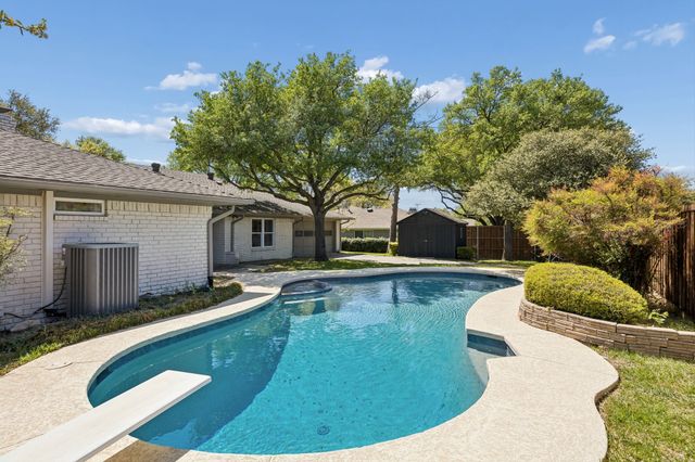 6935 Town Bluff Drive, Dallas, TX 75248