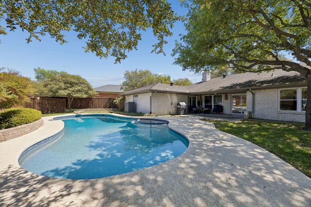 6935 Town Bluff Drive, Dallas, TX 75248