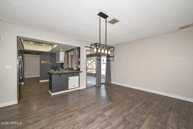 8442 N 48TH Drive, Glendale, AZ 85302