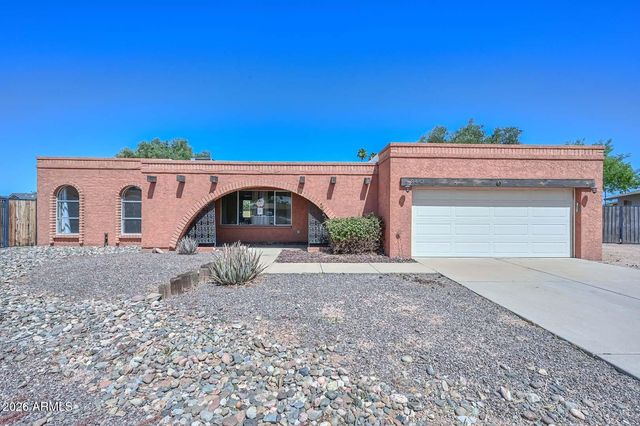 8442 N 48TH Drive, Glendale, AZ 85302