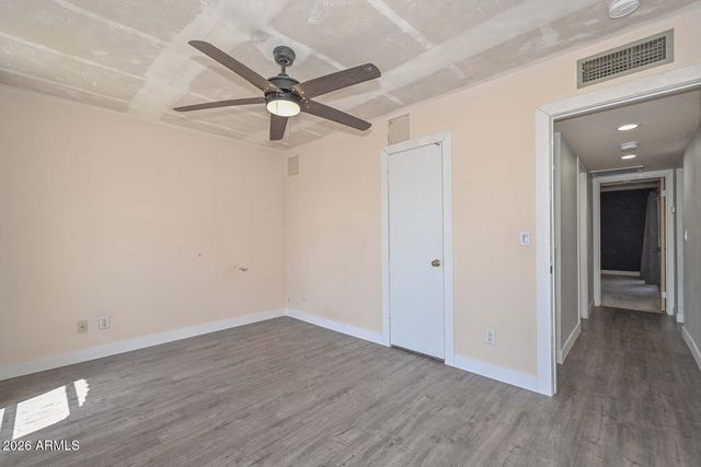 8442 N 48TH Drive, Glendale, AZ 85302