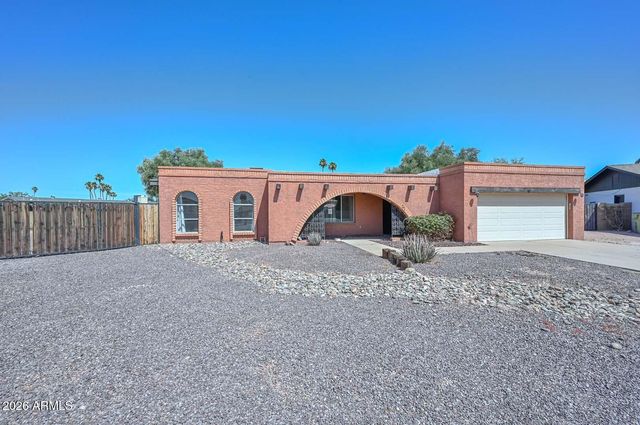 8442 N 48TH Drive, Glendale, AZ 85302