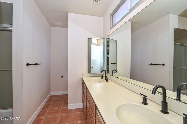 8442 N 48TH Drive, Glendale, AZ 85302