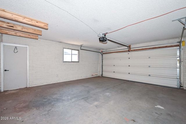 8442 N 48TH Drive, Glendale, AZ 85302