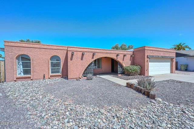 8442 N 48TH Drive, Glendale, AZ 85302