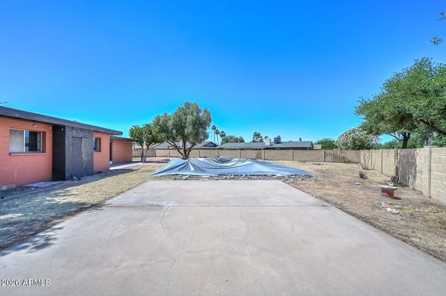 8442 N 48TH Drive, Glendale, AZ 85302