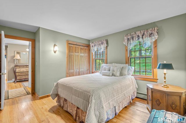 7 Hannah Lane, Monroe, CT 06468