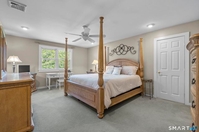 7 Hannah Lane, Monroe, CT 06468