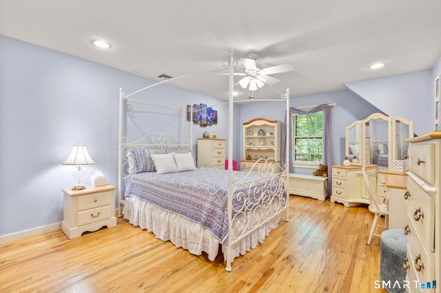 7 Hannah Lane, Monroe, CT 06468