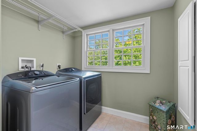 7 Hannah Lane, Monroe, CT 06468