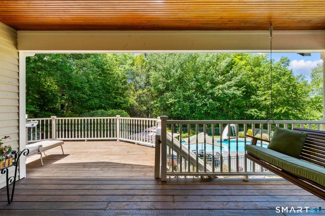 7 Hannah Lane, Monroe, CT 06468