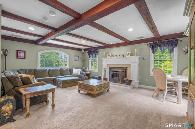 7 Hannah Lane, Monroe, CT 06468