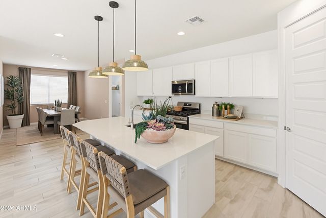 15614 W MIAMI Street, Goodyear, AZ 85338