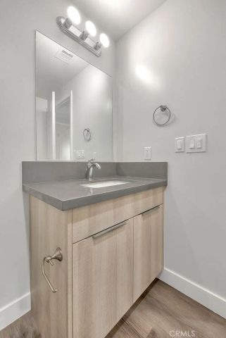 501 W Foothill Boulevard 104, Claremont, CA 91711
