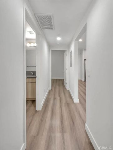 501 W Foothill Boulevard 104, Claremont, CA 91711