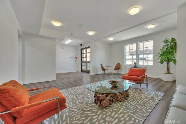 501 W Foothill Boulevard 104, Claremont, CA 91711