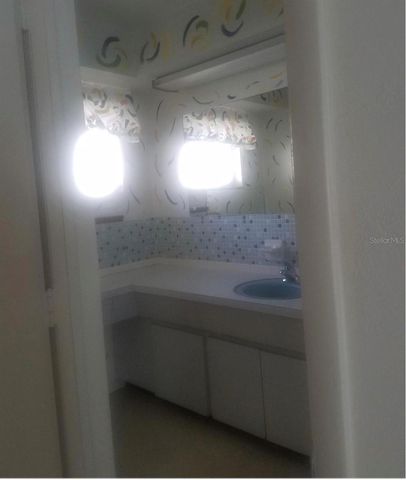 5673 97TH WAY N, St Petersburg, FL 33708