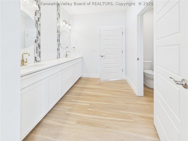 255 Castleknock Road, Winfield, WV 25213