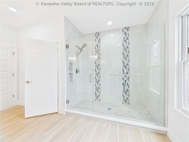 255 Castleknock Road, Winfield, WV 25213