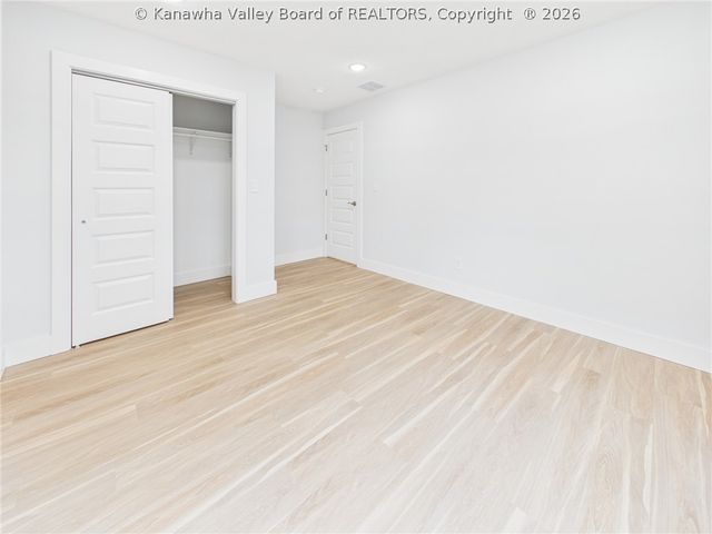 255 Castleknock Road, Winfield, WV 25213