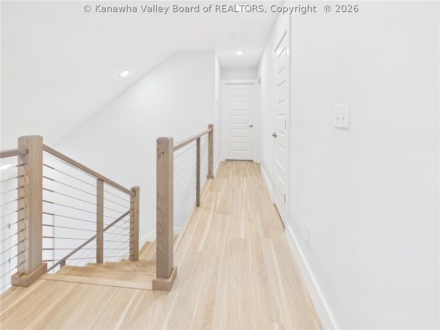 255 Castleknock Road, Winfield, WV 25213