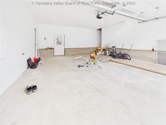 255 Castleknock Road, Winfield, WV 25213