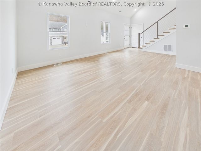 255 Castleknock Road, Winfield, WV 25213