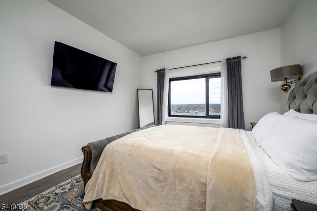 1 Carriage City Plz 1214, Rahway City, NJ 07065