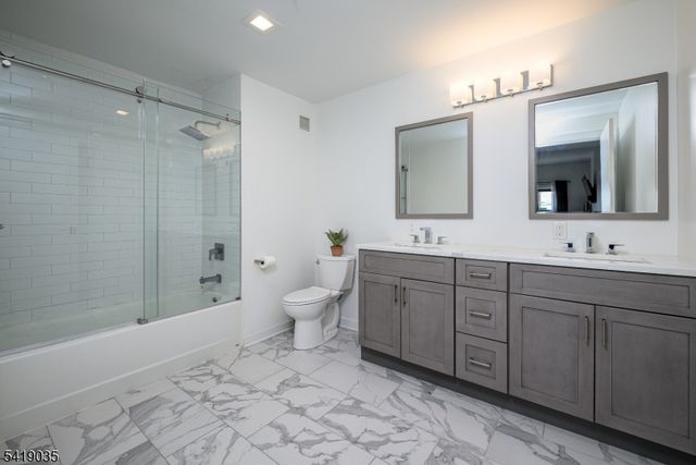 1 Carriage City Plz 1214, Rahway City, NJ 07065