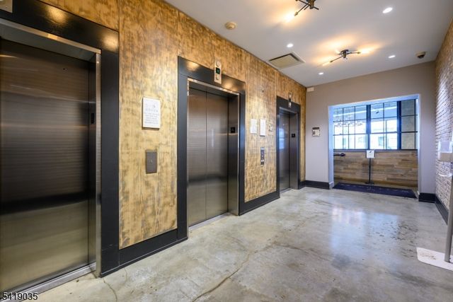 1 Carriage City Plz 1214, Rahway City, NJ 07065