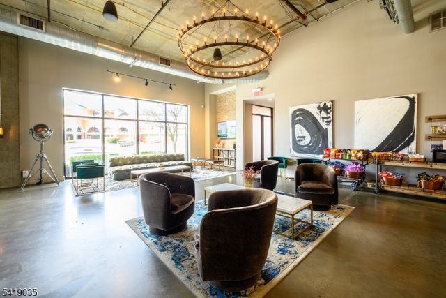 1 Carriage City Plz 1214, Rahway City, NJ 07065