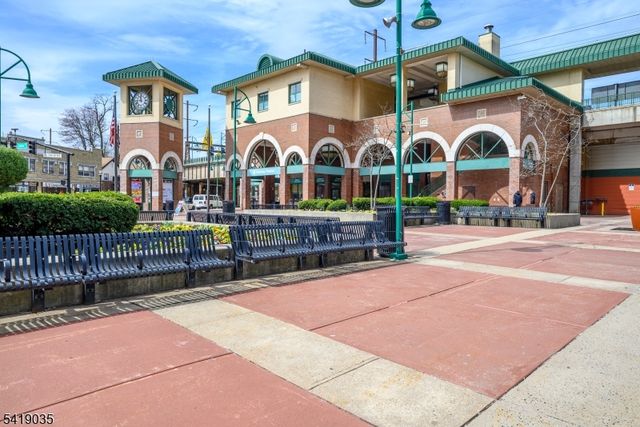 1 Carriage City Plz 1214, Rahway City, NJ 07065