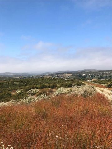 10 Treasure Drive, Hemet, CA 92544