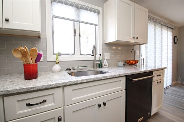 504 Reynolds Drive 504, Saugus, MA 01906