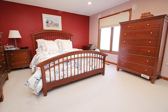 504 Reynolds Drive 504, Saugus, MA 01906