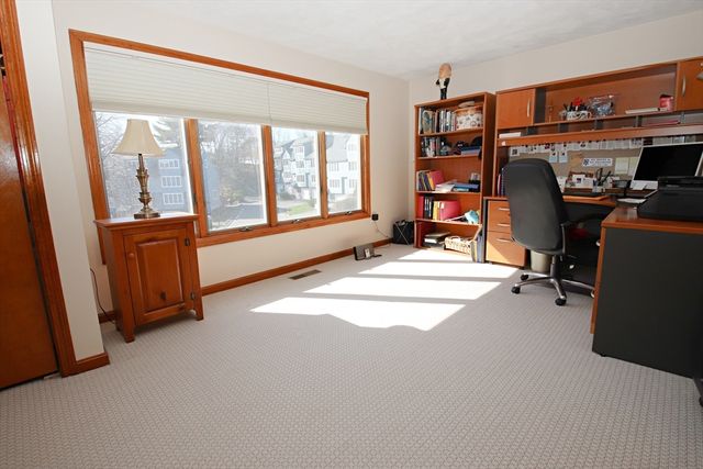 504 Reynolds Drive 504, Saugus, MA 01906