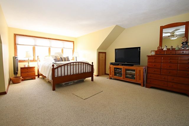 504 Reynolds Drive 504, Saugus, MA 01906