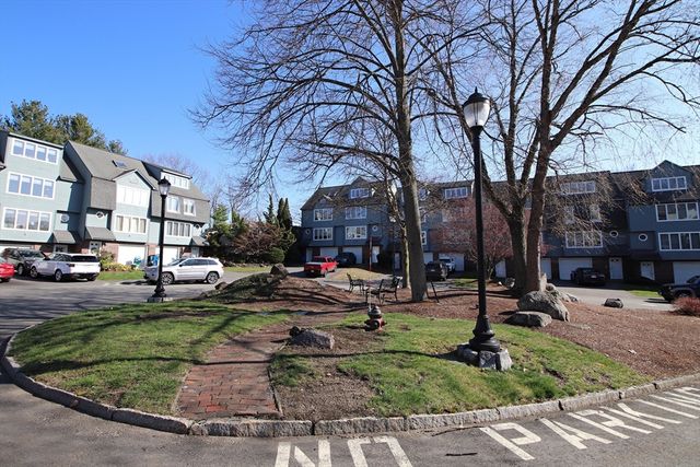 504 Reynolds Drive 504, Saugus, MA 01906