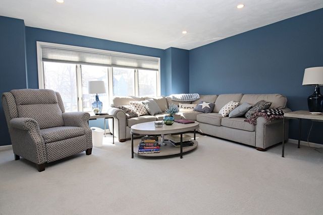 504 Reynolds Drive 504, Saugus, MA 01906