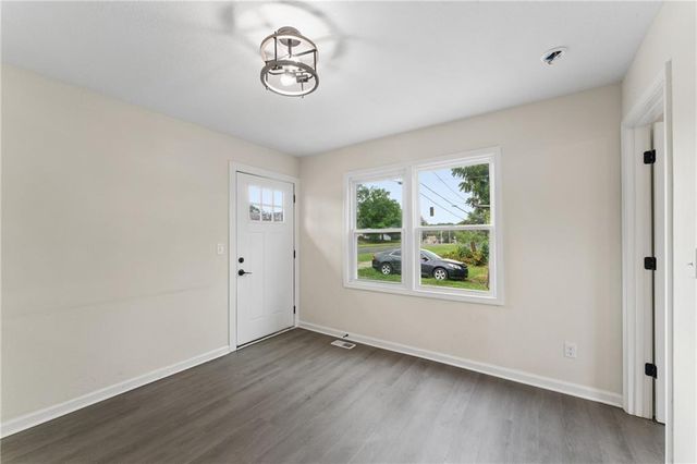 2010 N 27th Street, Kansas City, KS 66104