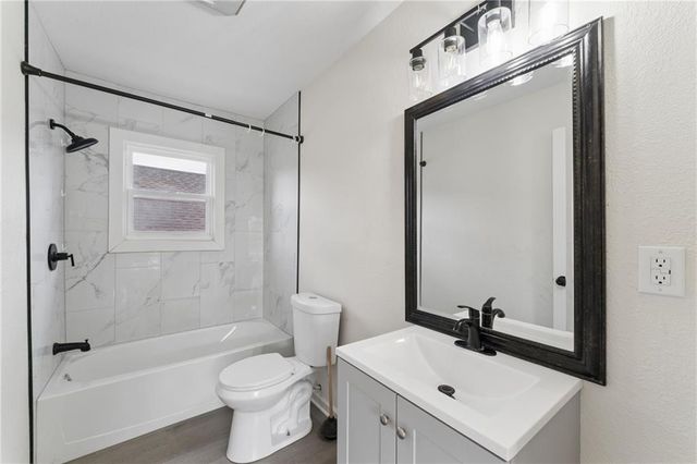2010 N 27th Street, Kansas City, KS 66104