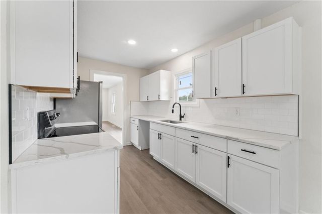 2010 N 27th Street, Kansas City, KS 66104