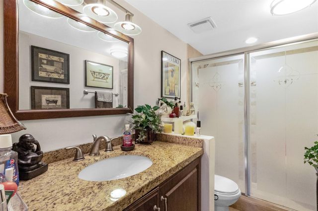 5717 Coral Lake Dr 205, Pompano Beach, FL 33063